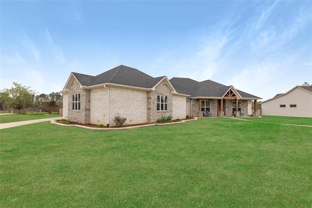 219 White N Gail Lane, Bullard, TX 75757