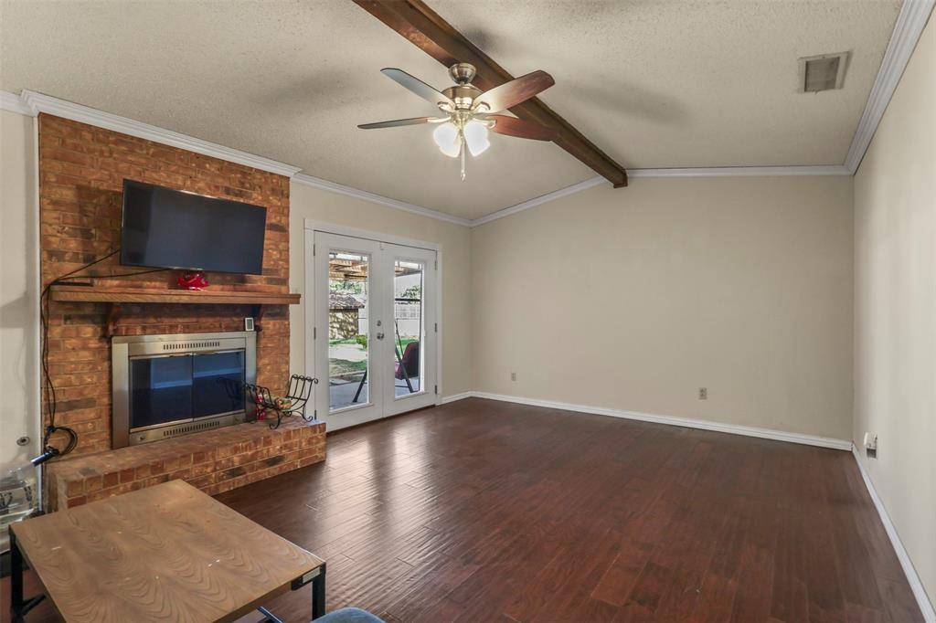 409 Colonial Drive, Garland, TX 75043