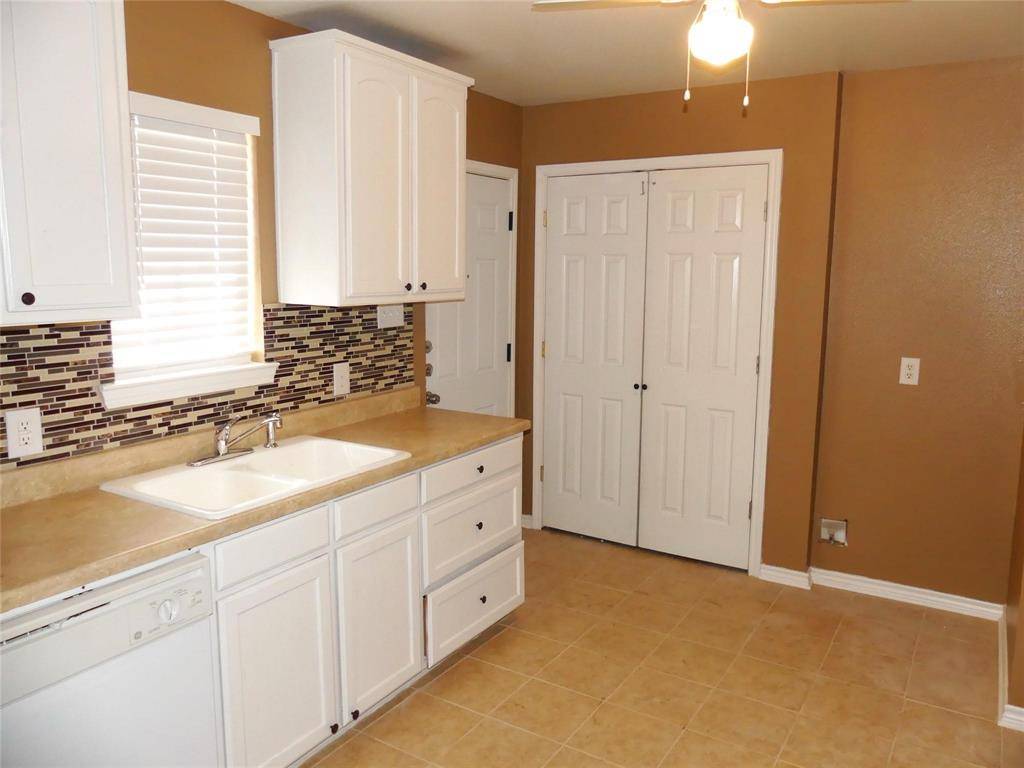 108 S Cleveland Avenue, Sherman, TX 75090