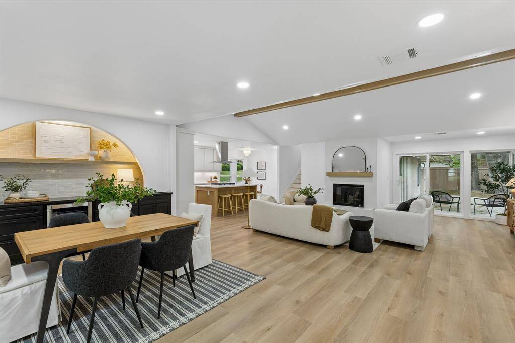 301 Canyon Ridge Drive, Richardson, TX 75080