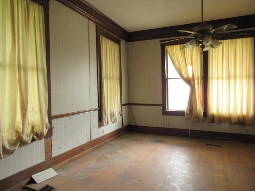 311 Craig Street, Hillsboro, TX 76645