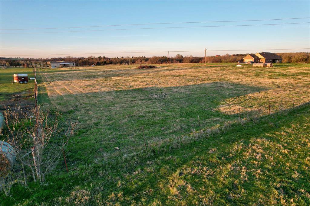 771 County Road 121, Gainesville, TX 76240