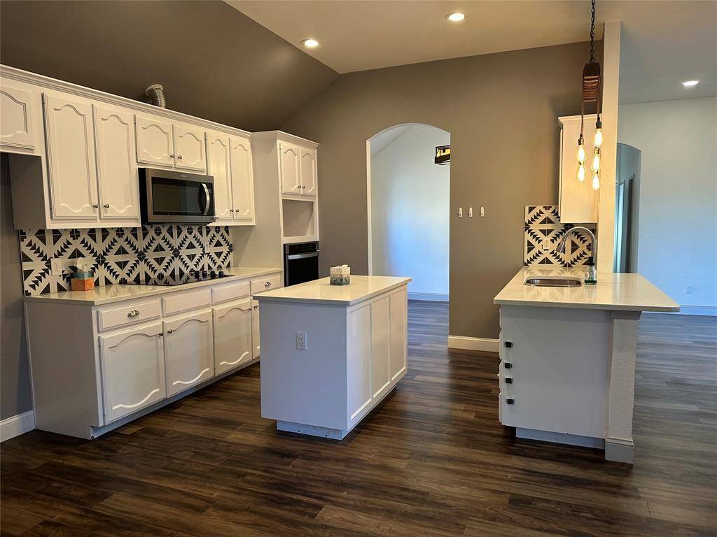 12621 Lillybrook Lane, Fort Worth, TX 76244