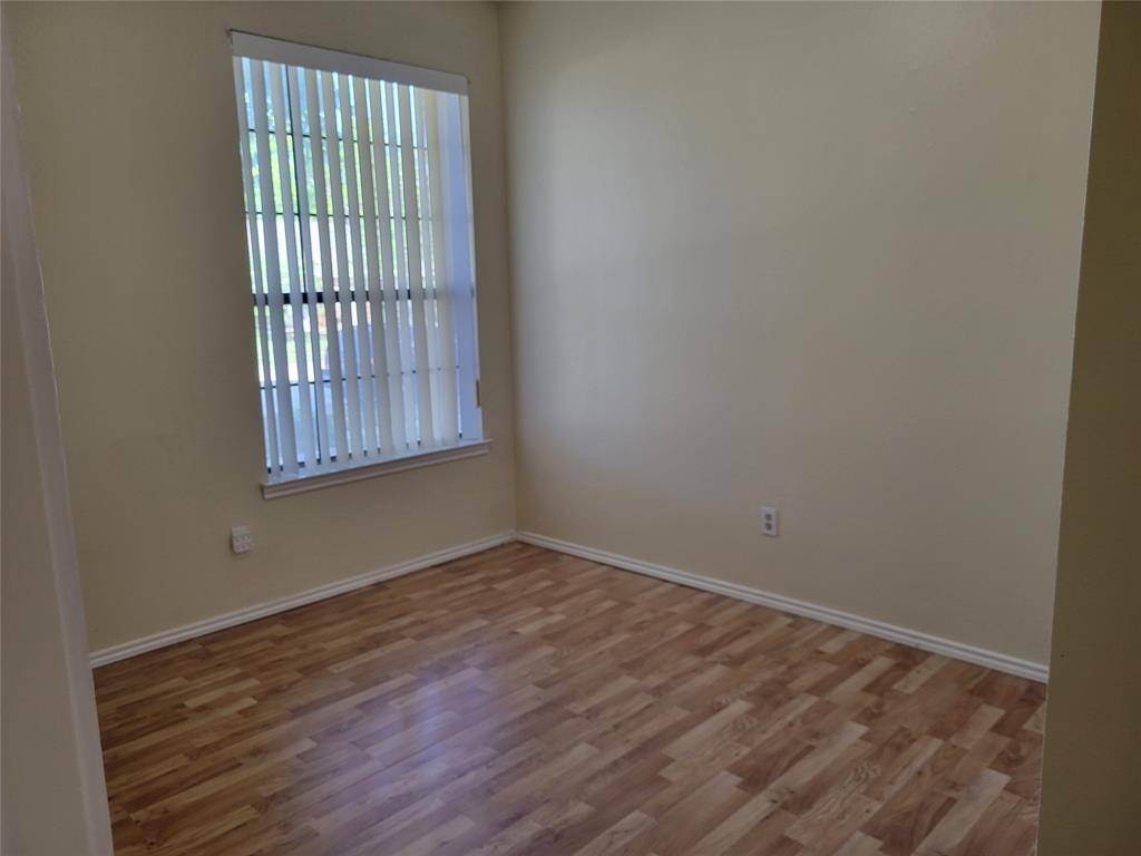 2614 Collins Boulevard, Garland, TX 75044