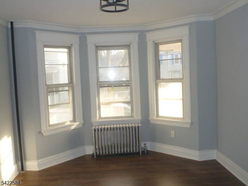 81 Rose Ter, Newark City, NJ 07108