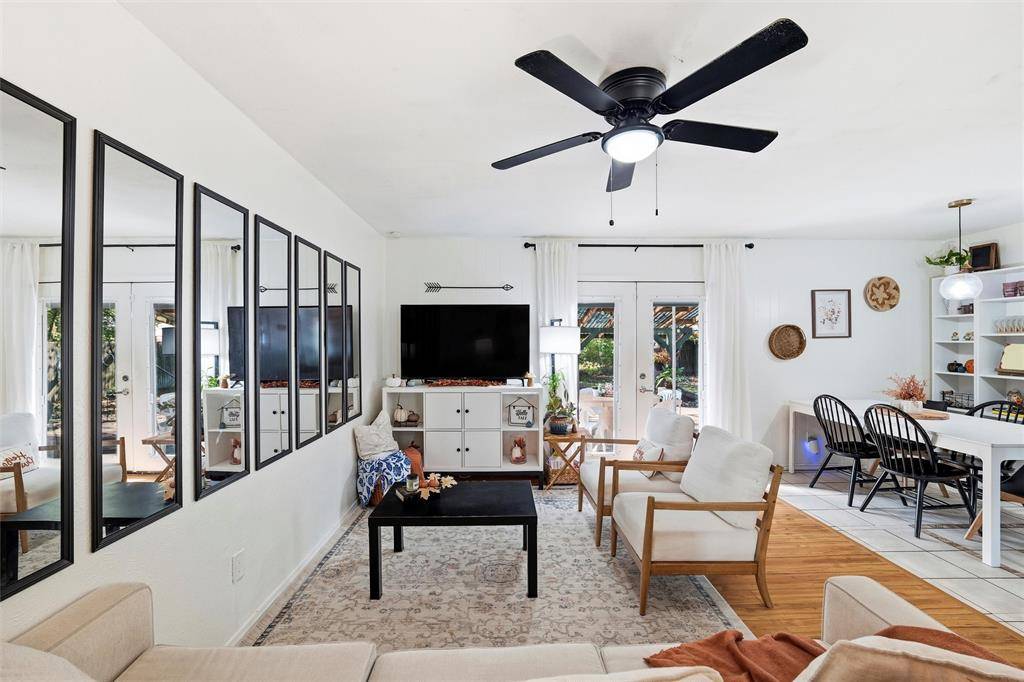 1206 Saturn Drive, Cedar Hill, TX 75104