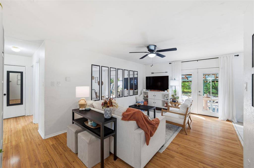 1206 Saturn Drive, Cedar Hill, TX 75104