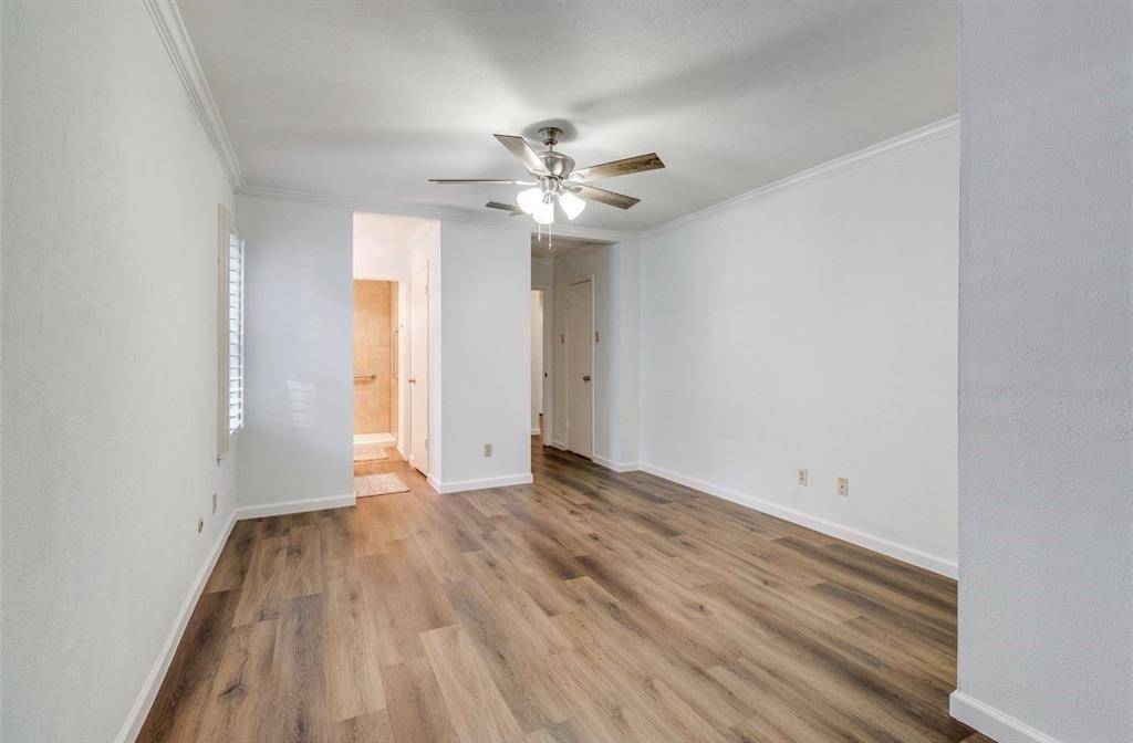 13853 Leinsper Green Street, Dallas, TX 75240