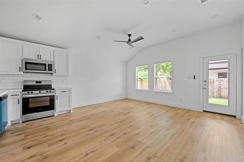 2005 Bourland Street #B, Greenville, TX 75401