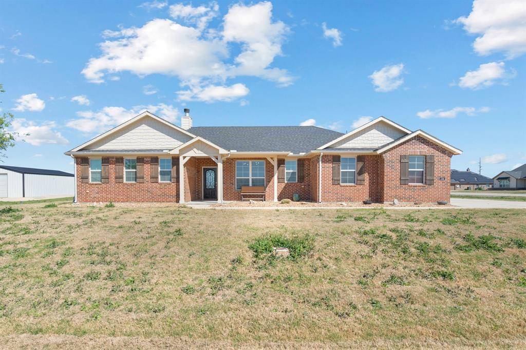 134 Stone Canyon Drive, Rhome, TX 76078