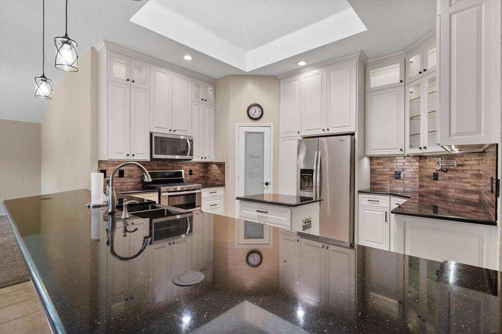 1202 Angel Fire Lane, Arlington, TX 76001