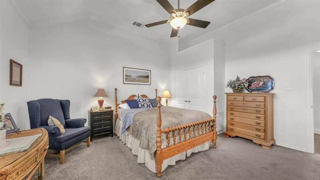 604 Holiday Hills Drive, Mineral Wells, TX 76067