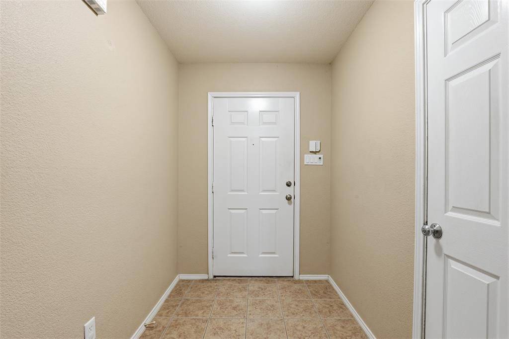 5762 Firethorn Drive, Dallas, TX 75249