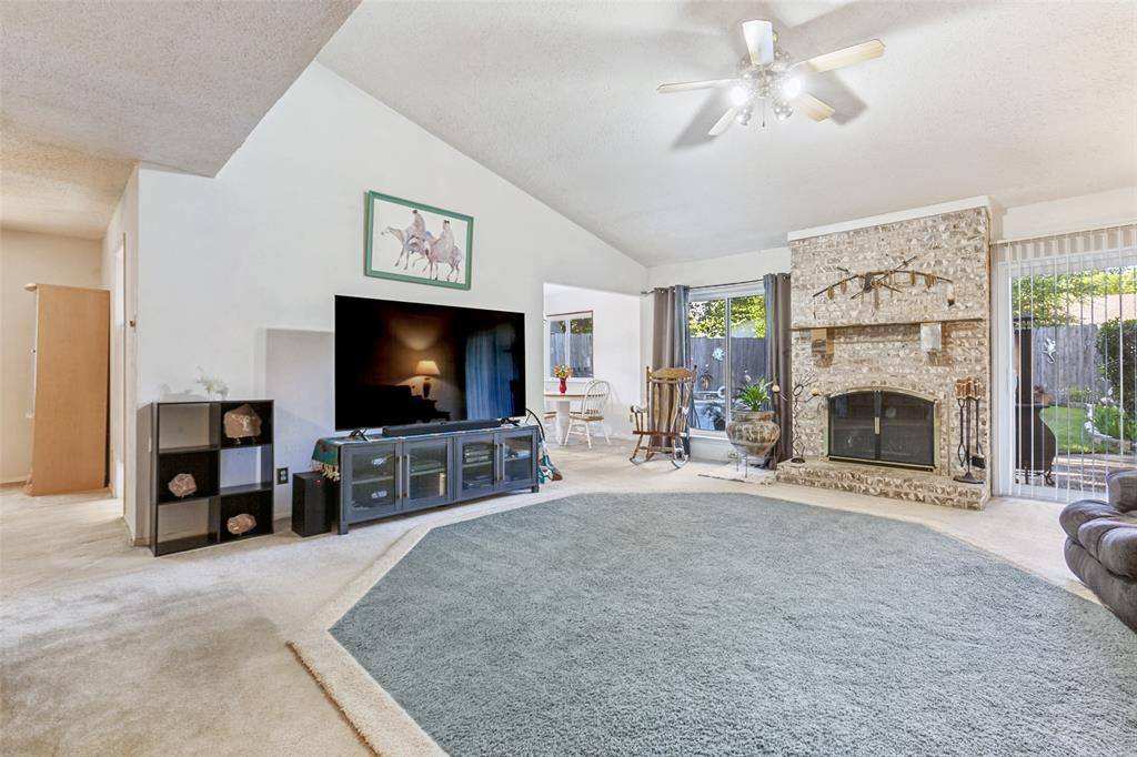 44 Merrie Circle, Richardson, TX 75081