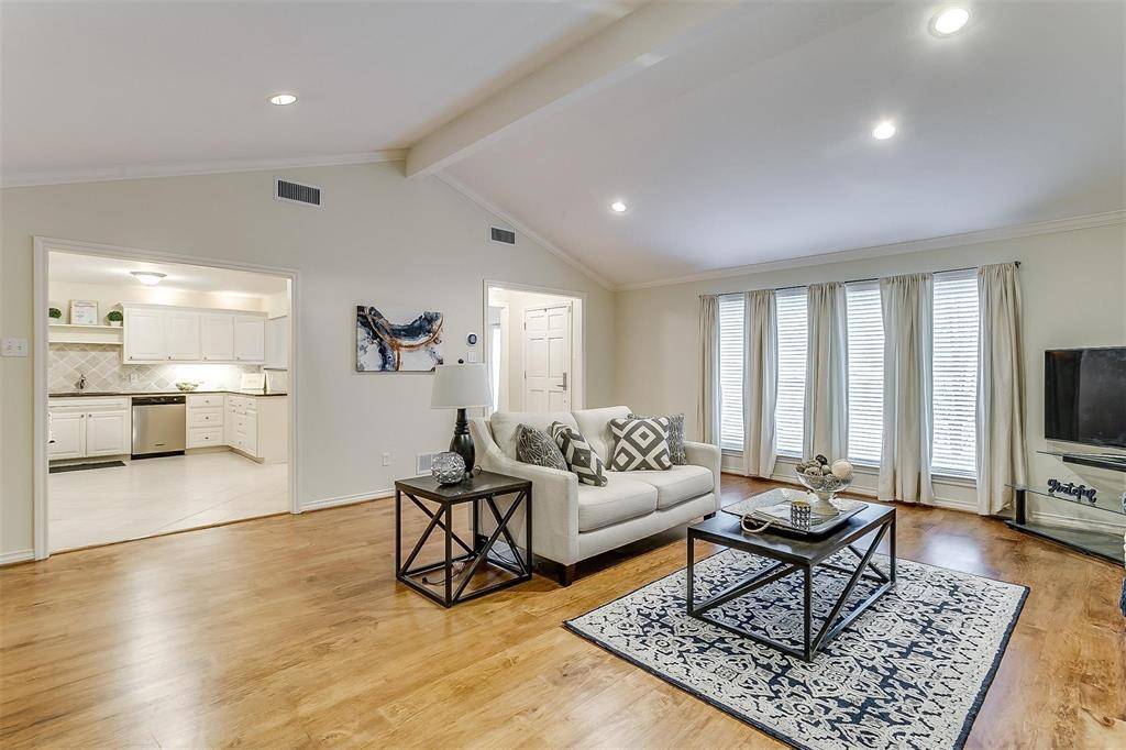 10615 Boedeker Street, Dallas, TX 75230