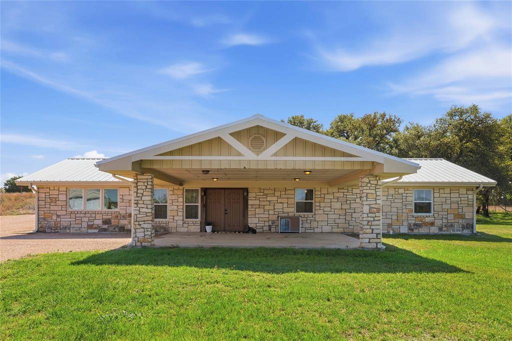 54 County Road 407, Goldthwaite, TX 76844