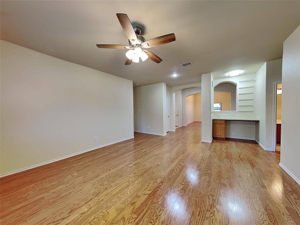 1032 Bending Oak Drive, Cedar Hill, TX 75104