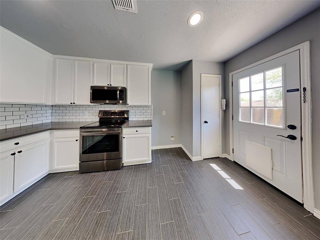 3808 Bandera Ranch Road, Fort Worth, TX 76262