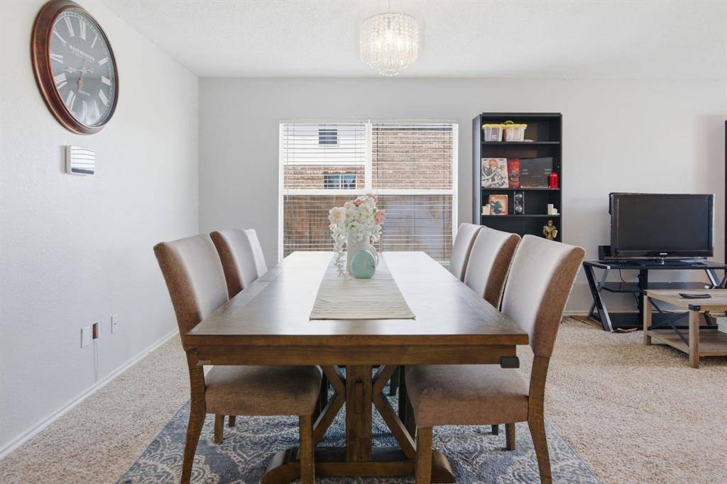 329 Beechwood Lane, Cedar Hill, TX 75104