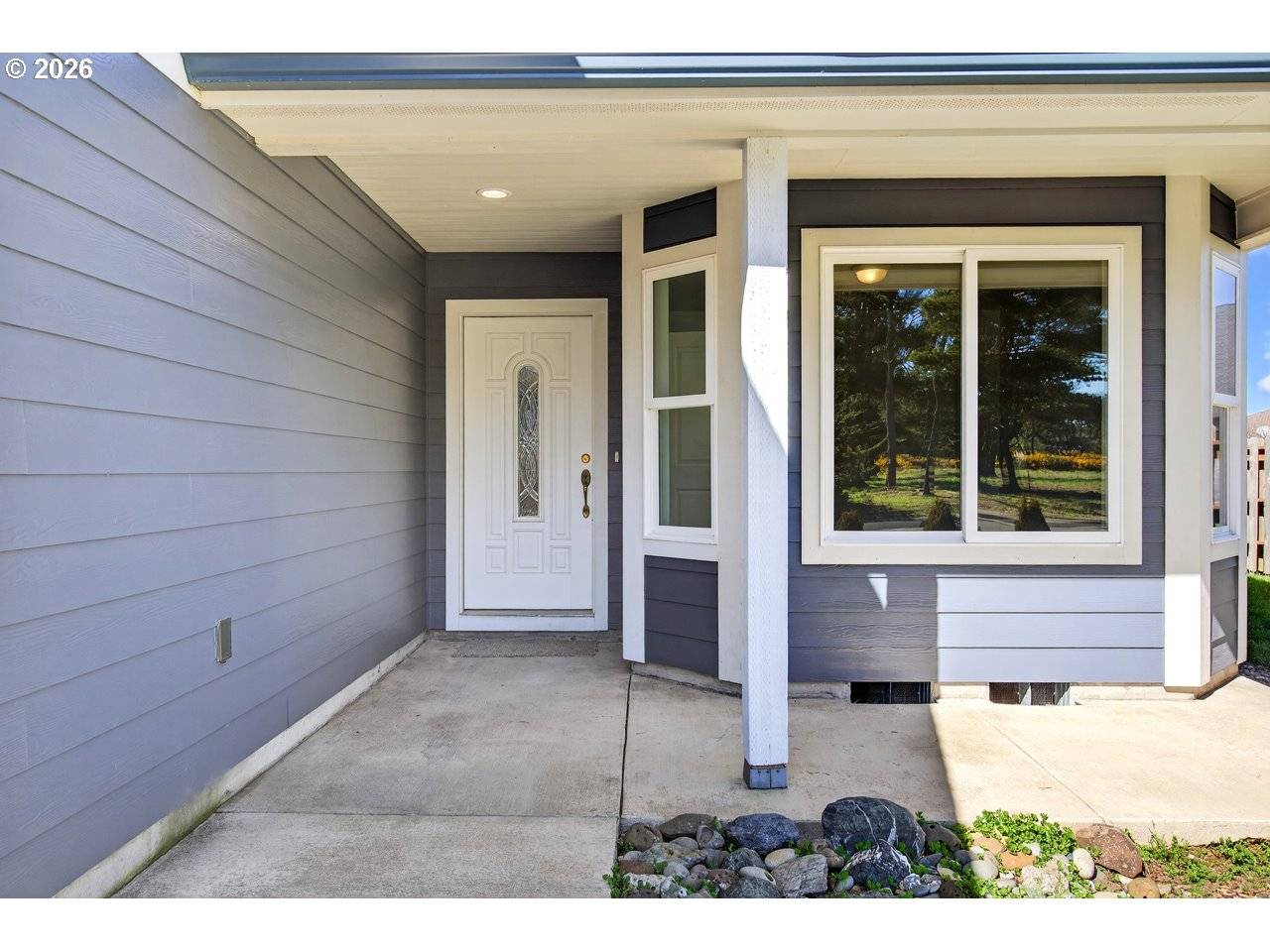 2679 FRANKLIN AVE SW, Bandon, OR 97411