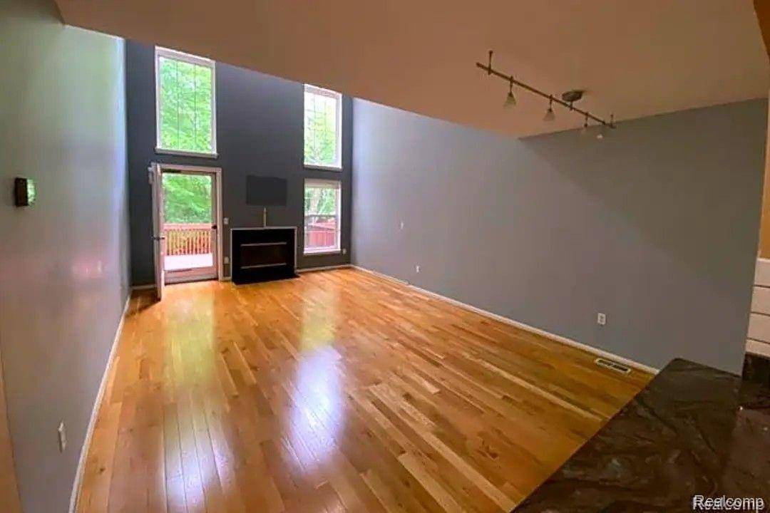 1725 HERON CIR, Canton Charter Township, MI 48187