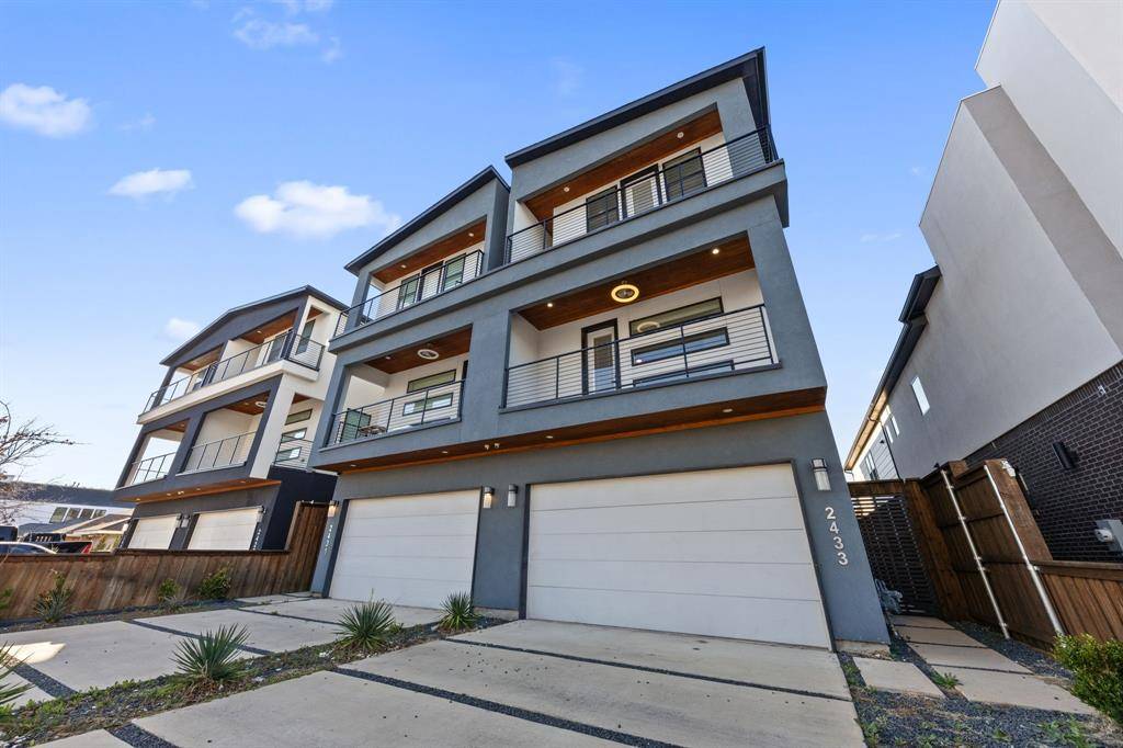2433 Vagas Street, Dallas, TX 75219