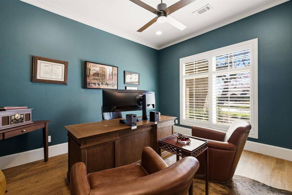 212 Oak Crest Hill Drive, Colleyville, TX 76034