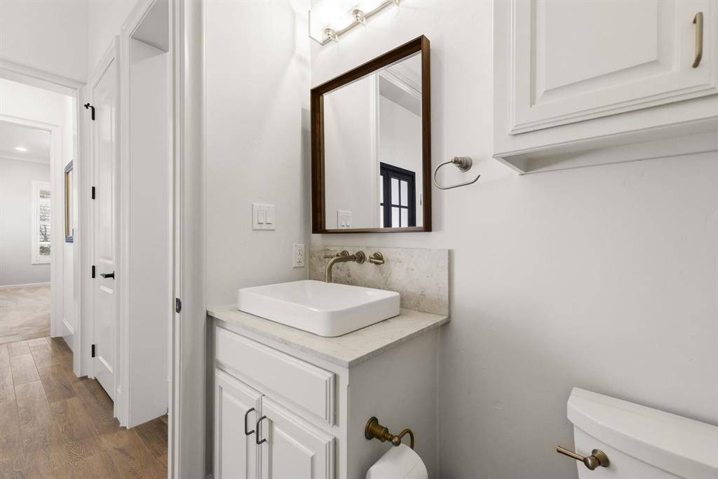 212 Oak Crest Hill Drive, Colleyville, TX 76034