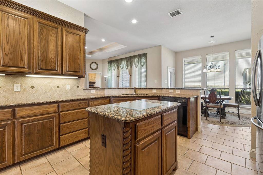 600 Lonesome Trail, Haslet, TX 76052