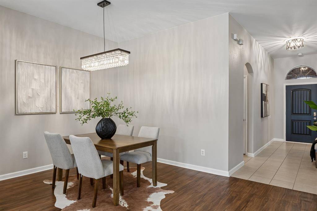 3342 Shining Light Drive, Dallas, TX 75228