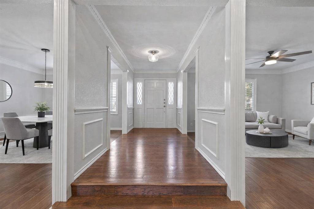 4301 Bellaire Drive, Fort Worth, TX 76109