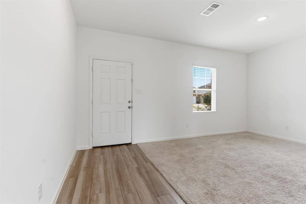 1648 Hossler Trail, Fort Worth, TX 76052