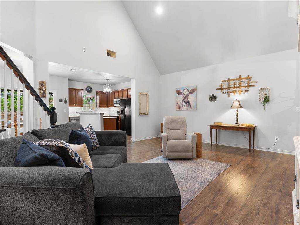 170 Greathouse Village, Decatur, TX 76234