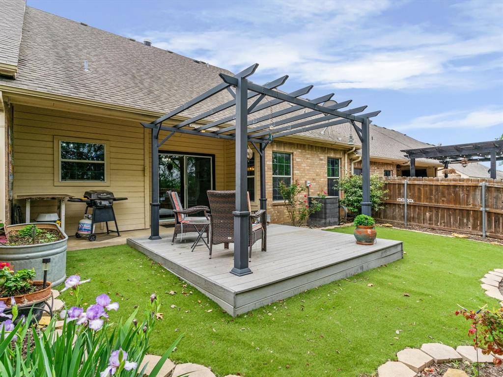 170 Greathouse Village, Decatur, TX 76234