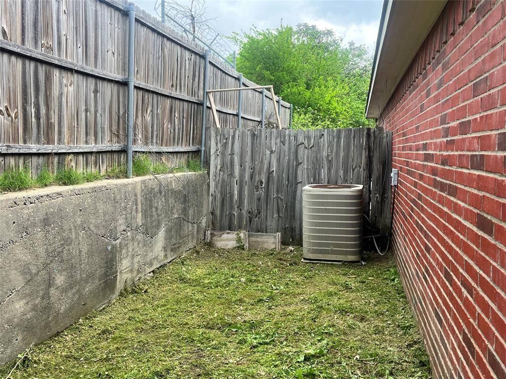 1117 Weston Drive, Garland, TX 75043