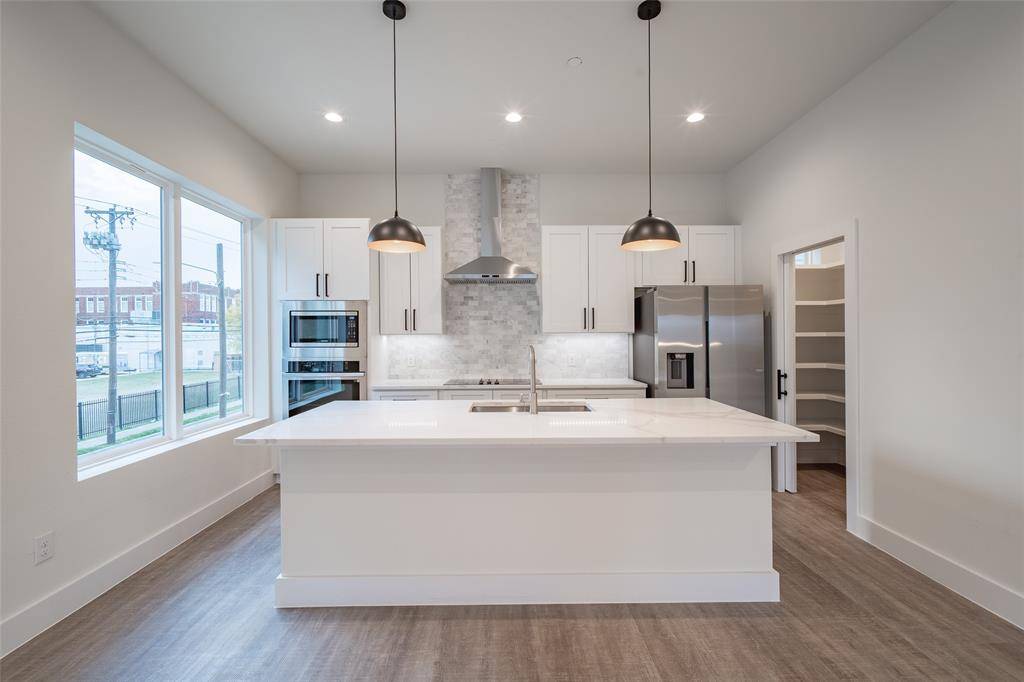 1614 N Fitzhugh Avenue #101, Dallas, TX 75204