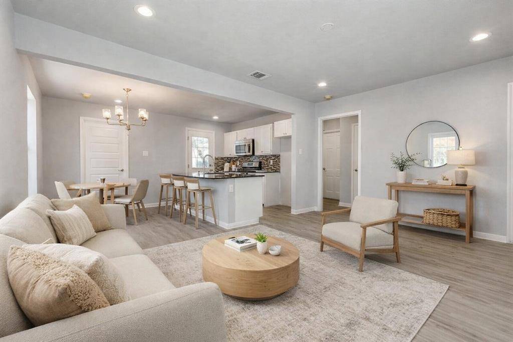 2627 Sharon Street, Dallas, TX 75211