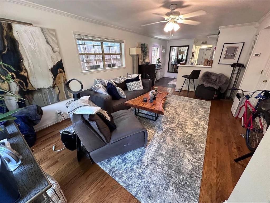 4222 Newton Avenue #101, Dallas, TX 75219