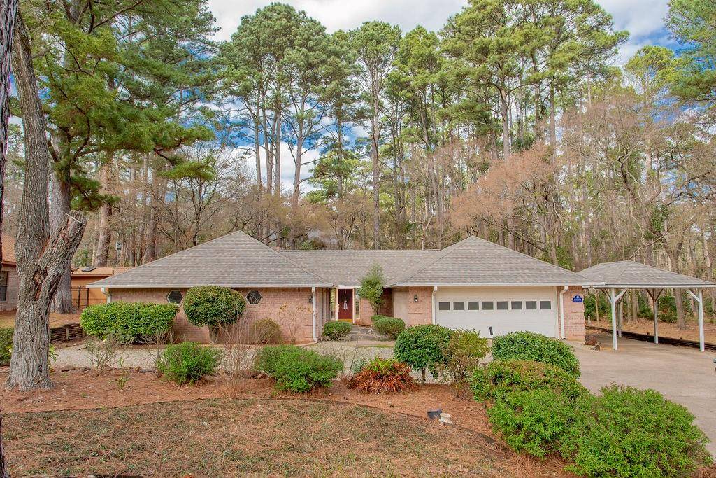 1633 Brookhollow Drive, Hideaway, TX 75771