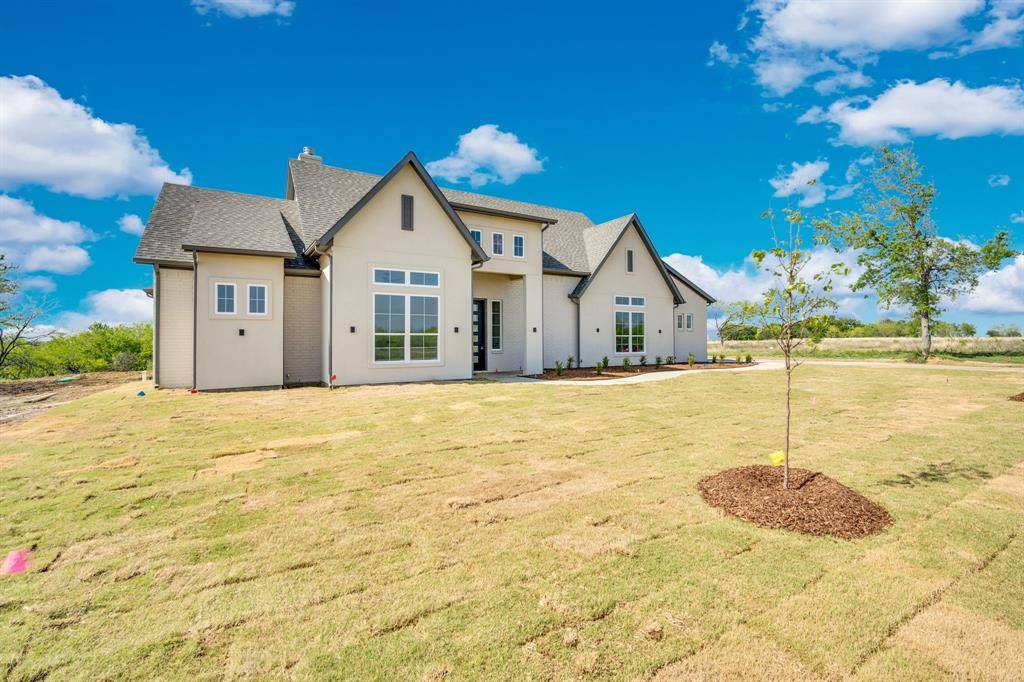 111 Barefoot Bay Boulevard, Corsicana, TX 75109