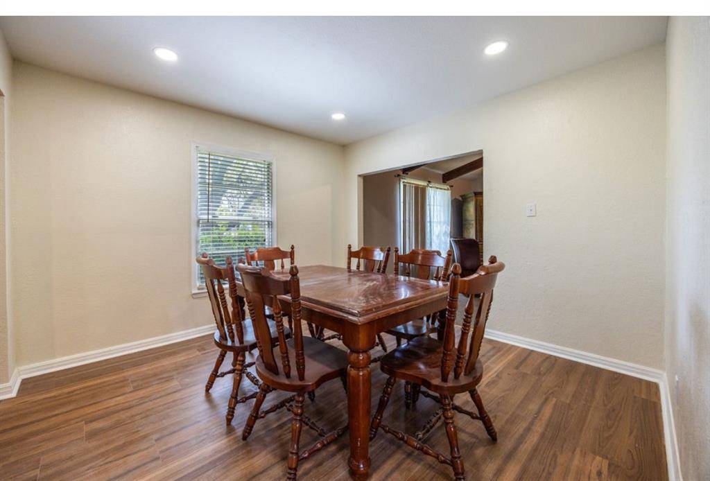 211 W Long Street, Elm Mott, TX 76640