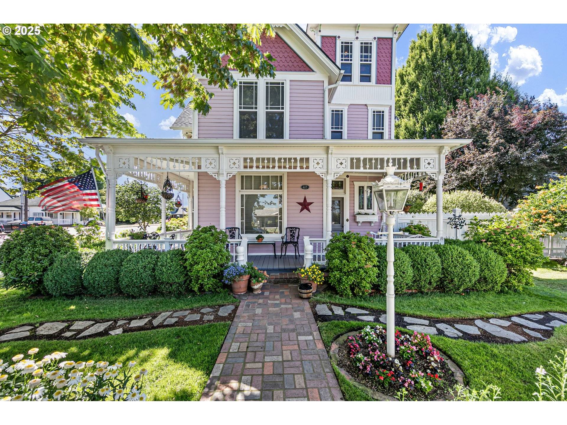 617 JUNIPER ST, Junction City, OR 97448