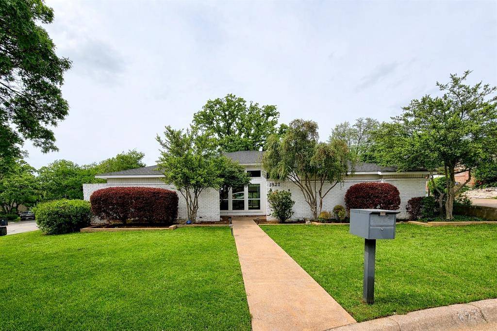 1827 Rhinevalley Drive, Arlington, TX 76012
