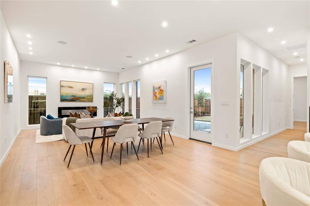 828 McBroom Street, Dallas, TX 75212