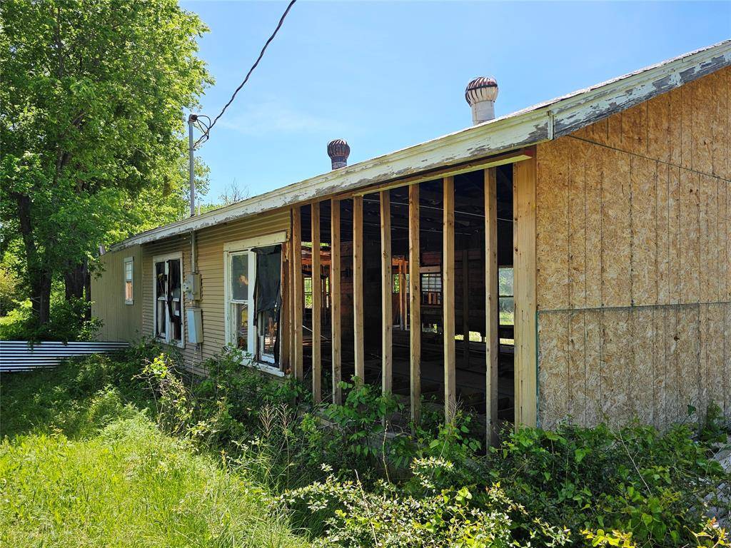 1008 Lackey Street, Brownwood, TX 76801