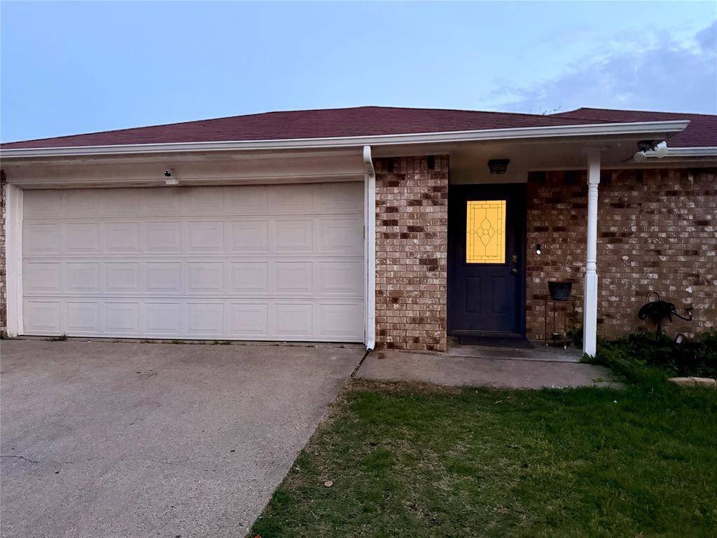 422 Jellison Boulevard, Duncanville, TX 75116