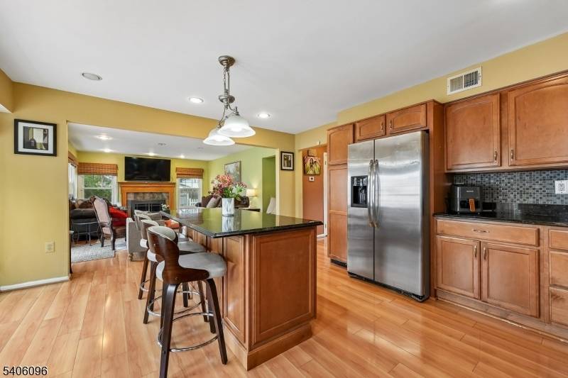 9 Chipwood Lane, North Brunswick Twp., NJ 08902