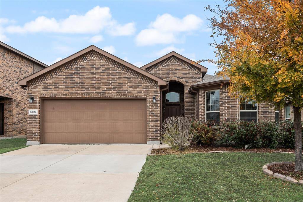 5324 Corn Field Drive, Fort Worth, TX 76179