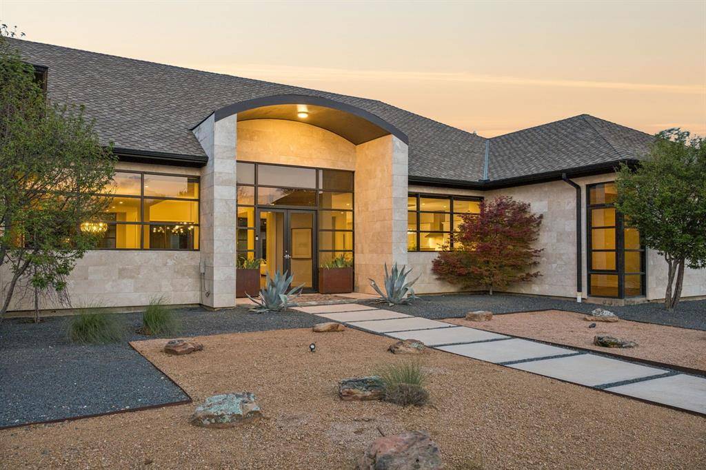 3706 Post Oak Trail, Corinth, TX 76210