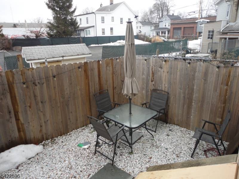 8 N Salem St, Dover Town, NJ 07801